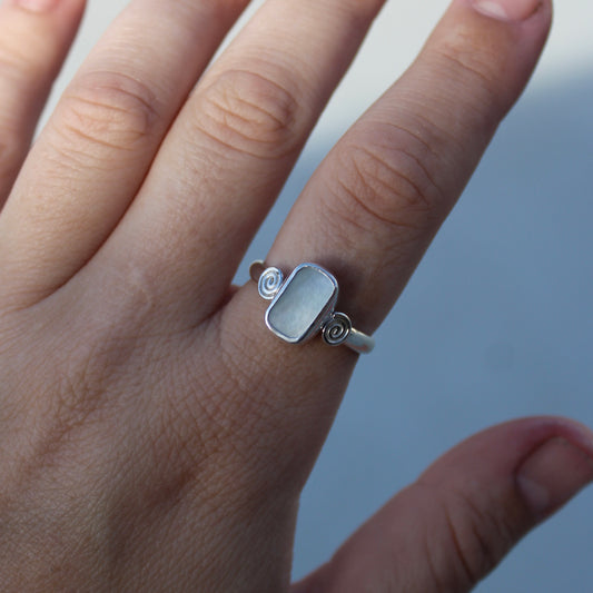 Mother of Pearl - Size R 1/2